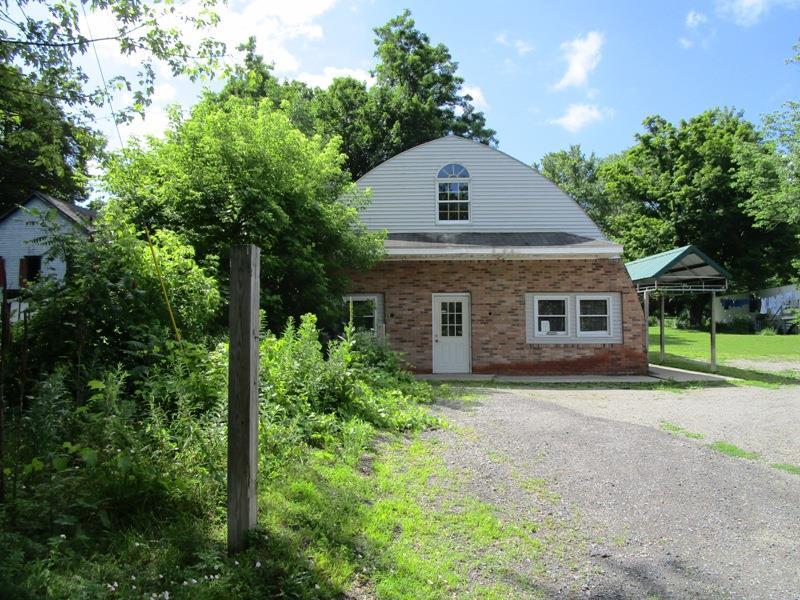 340 Main St - Photo 1