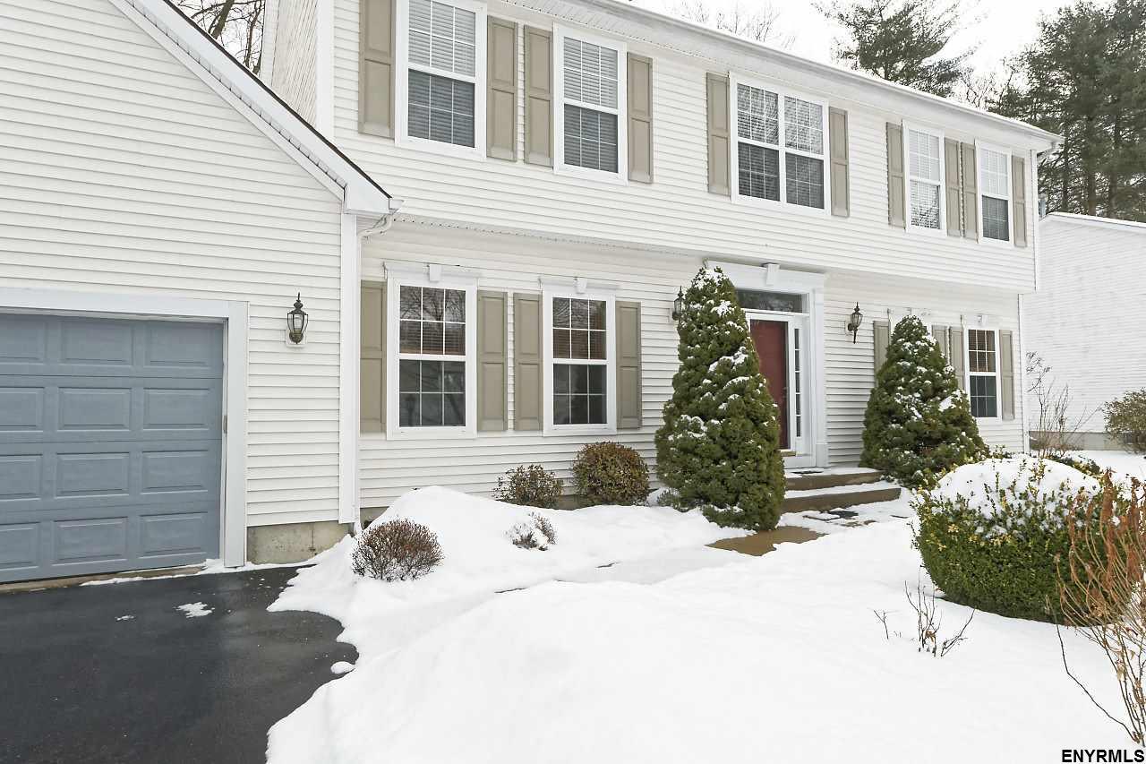 32 Archer Dr - Photo 1