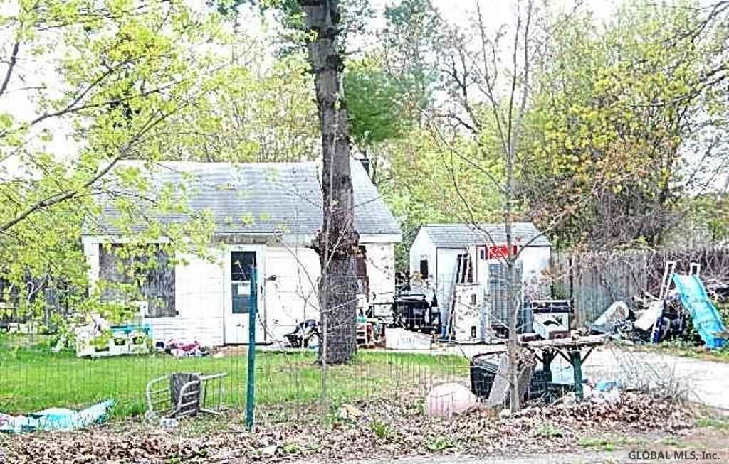 31 Central Av - Photo 1