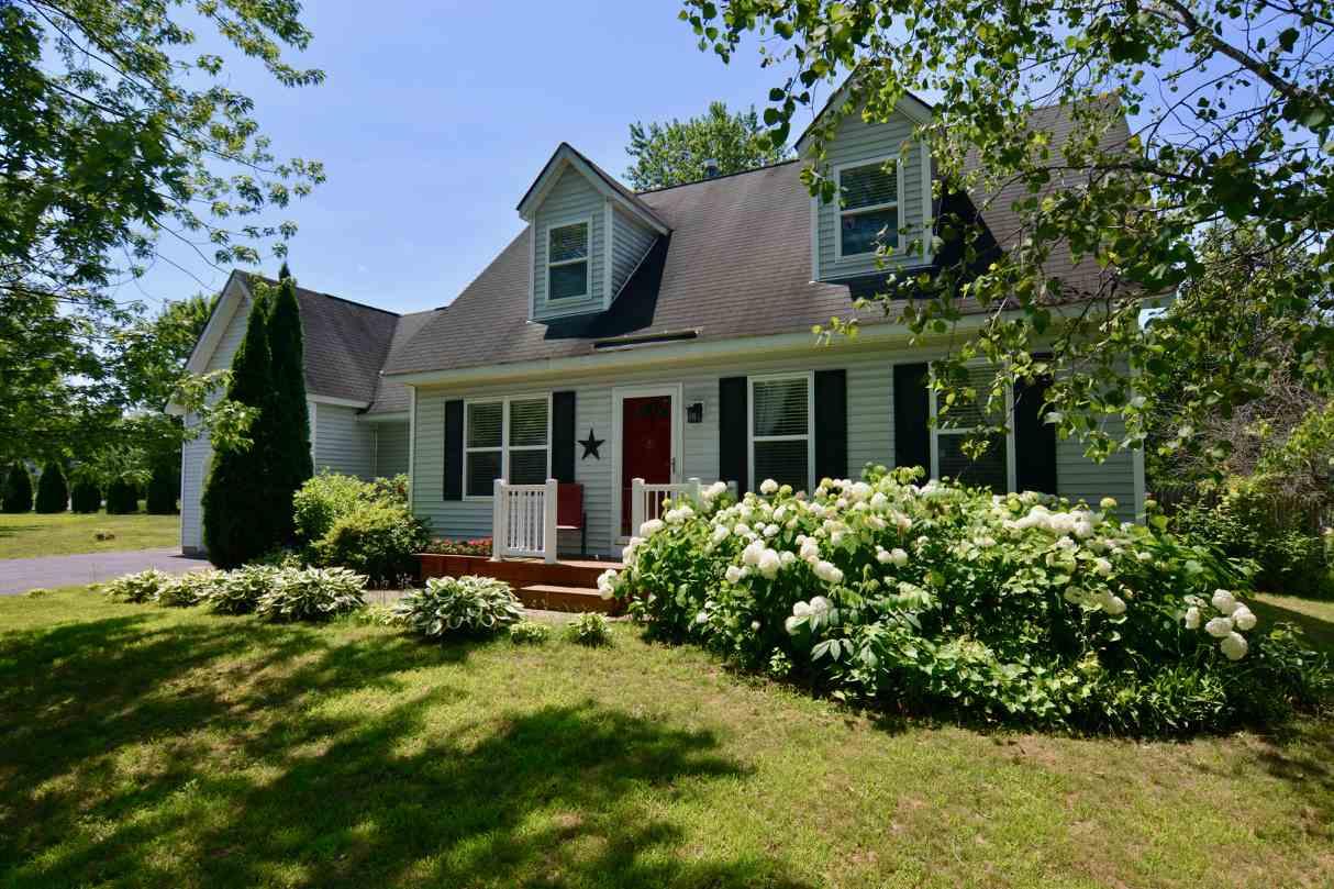 1 New Kent Dr - Photo 1