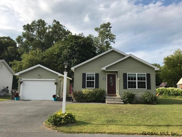 25 Grand Blvd - Photo 1