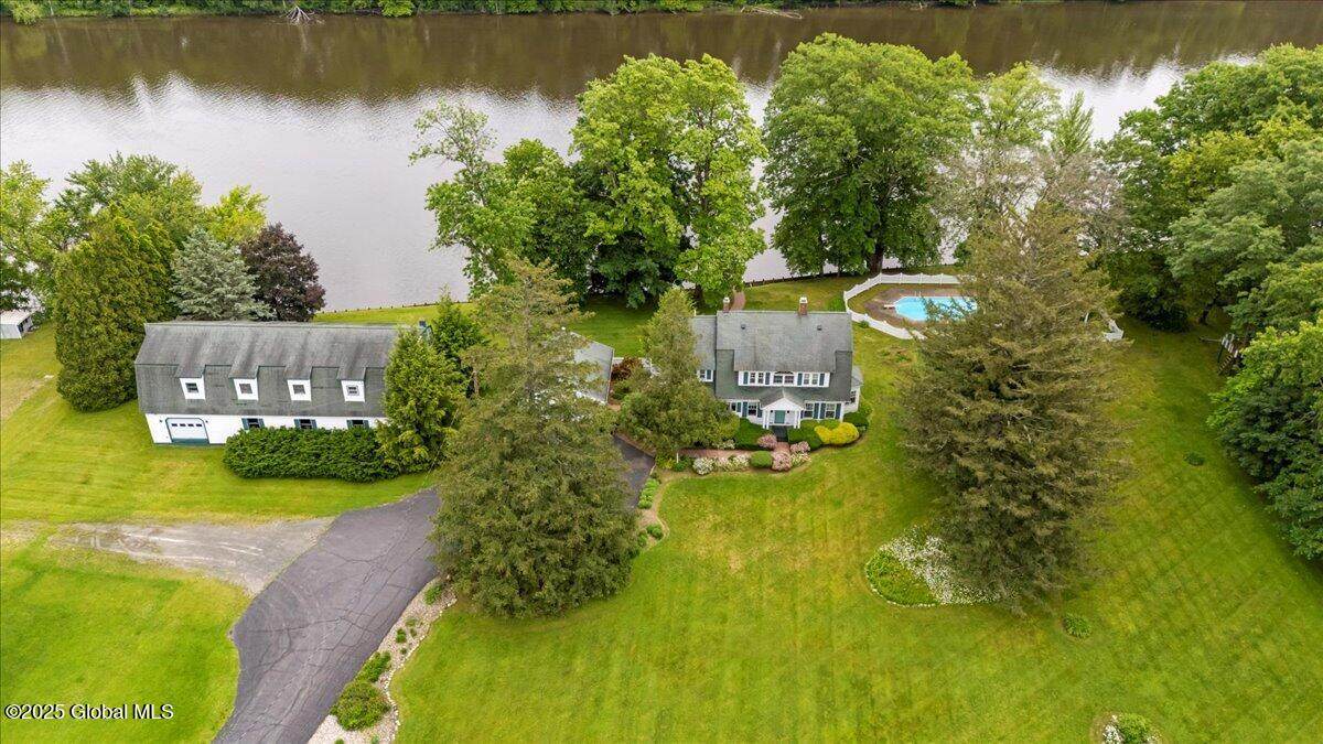 1450 Hudson Avenue - Photo 1