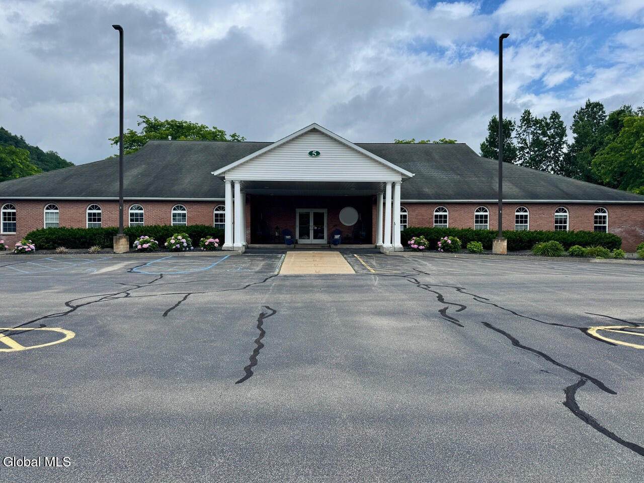 5 Mountain Ledge Drive - Photo 1