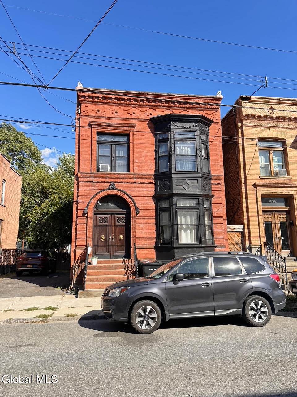 2916 6th Avenue - Photo 1