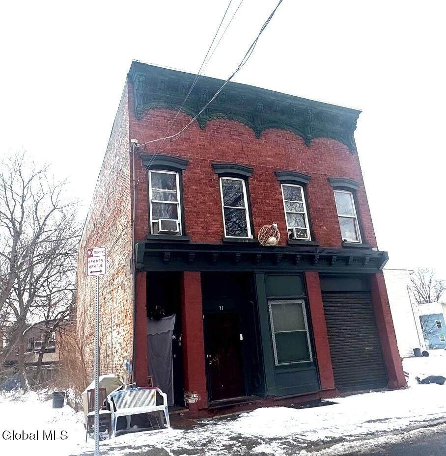 31 3rd Avenue - Photo 1