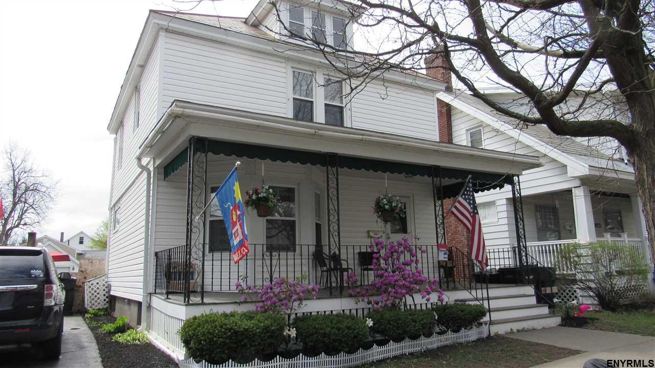 5 Woodrow Ct - Photo 1