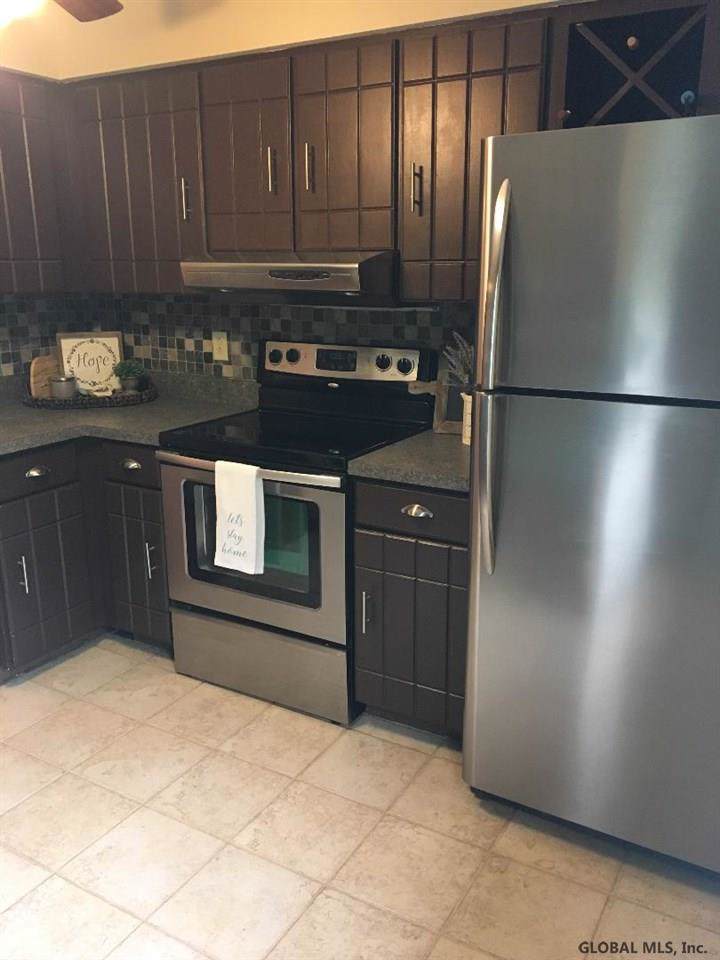 1832 Main St - Photo 1