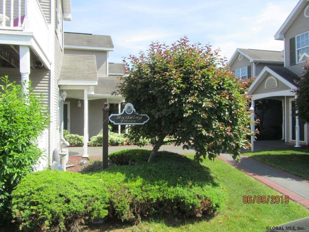 32 Coralberry Ct - Photo 1
