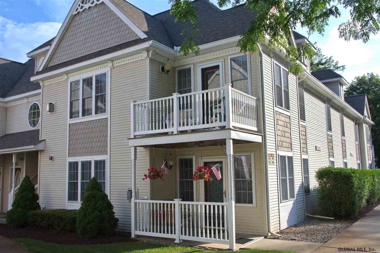 306 Mallards Pond La - Photo 1