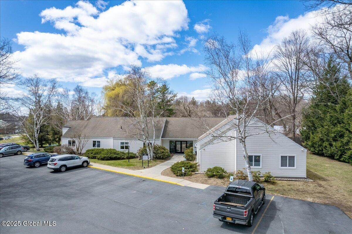 15 Maple Dell - Photo 1