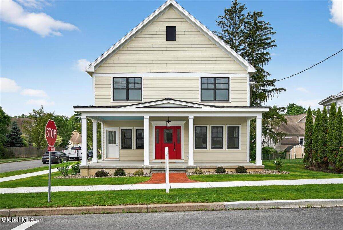 29 Newton Avenue - Photo 1