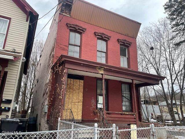 23 Glen Avenue - Photo 1