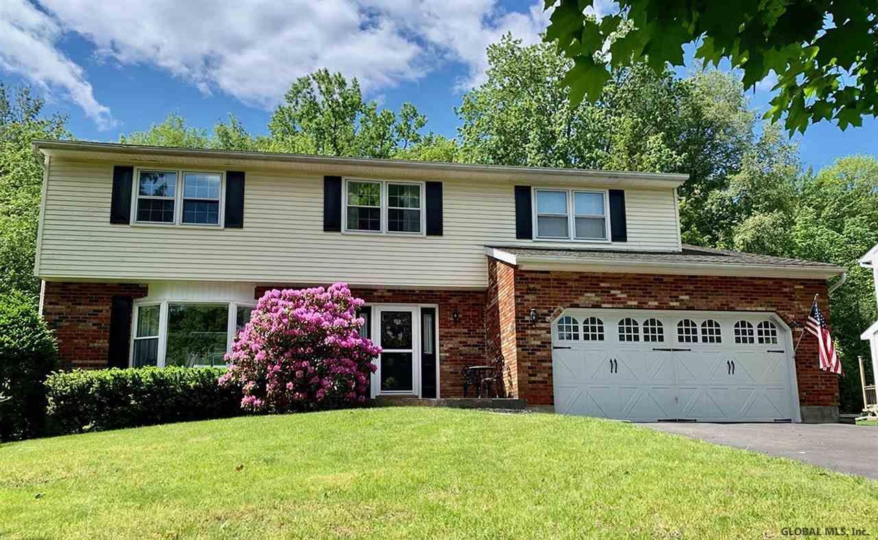 38 Dover Dr - Photo 1