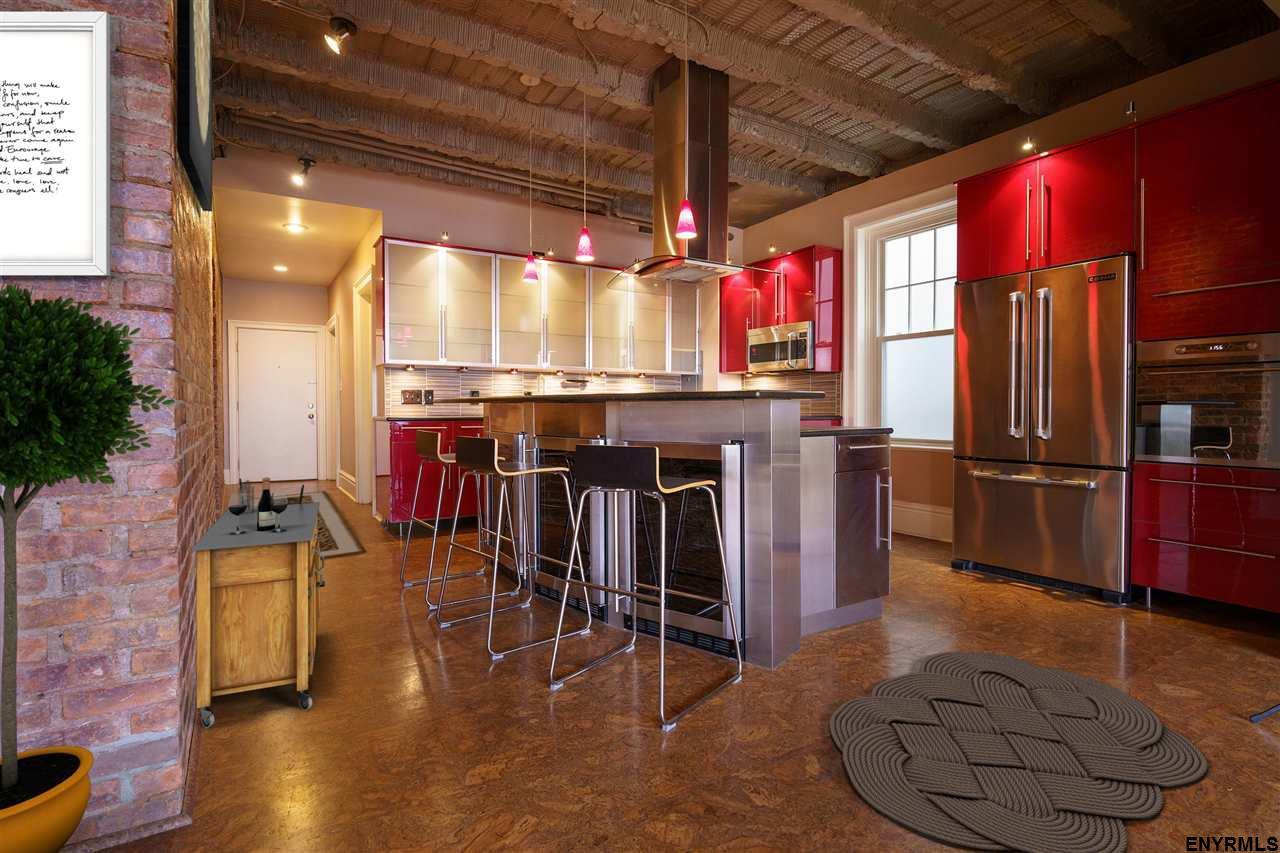 352 State St - Photo 1