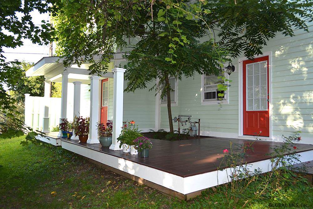 1 Washington St - Photo 1
