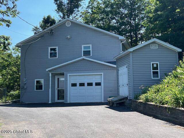 138 Hughes Road - Photo 1