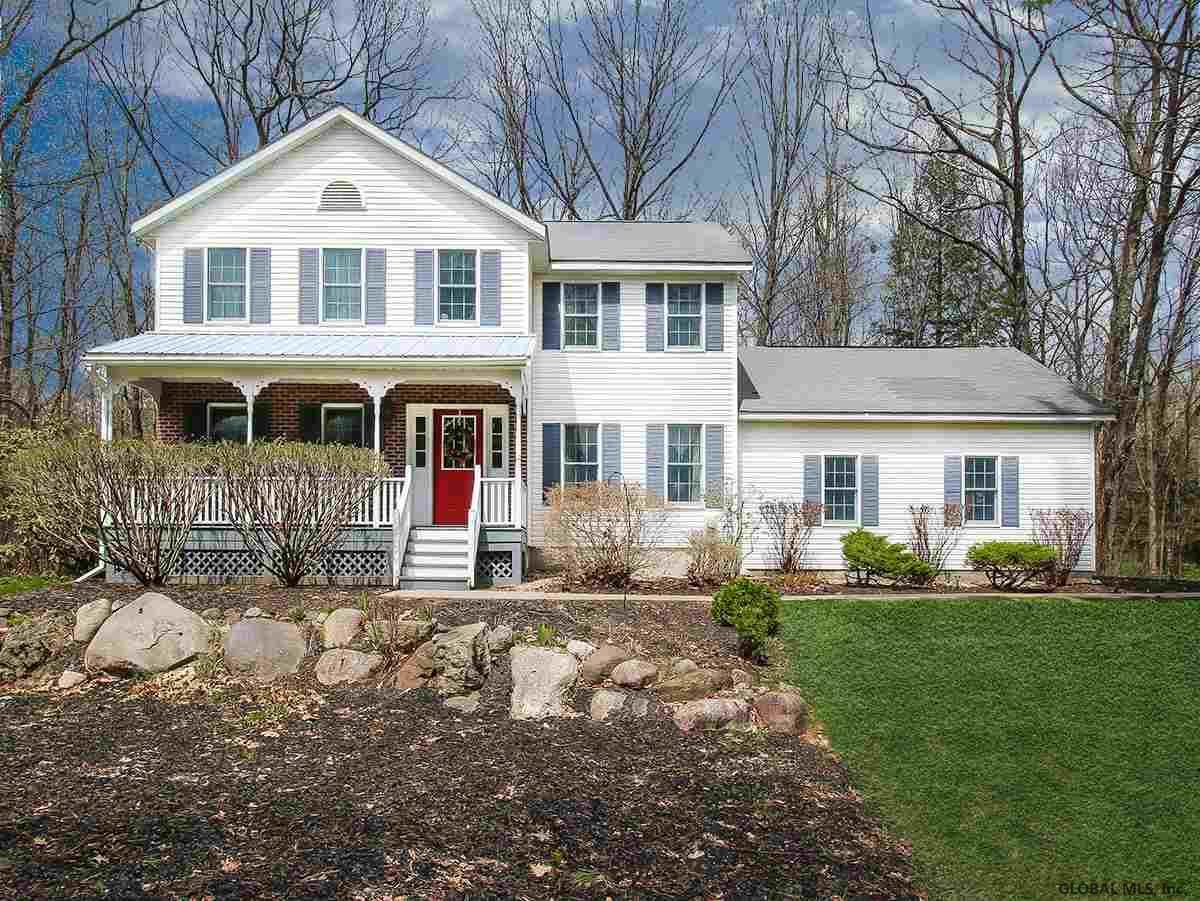 32 Brookstone Dr - Photo 1