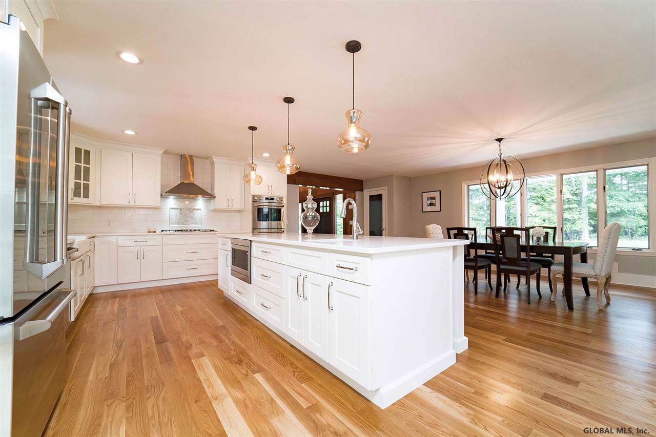 22 Toby Ln - Photo 1