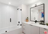 1112 Locust Ave - Photo 23