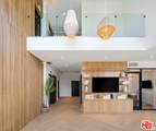 1112 Locust Ave - Photo 5