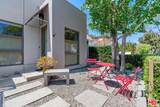 8924 Dorrington Ave - Photo 23