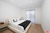 930 Doheny Dr - Photo 14