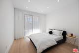 930 Doheny Dr - Photo 17