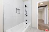 315 Louise St - Photo 43