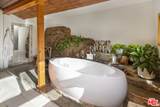 8409 Lookout Mountain Ave - Photo 32