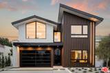542 Martel Ave - Photo 1