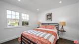 24230 Victory Blvd - Photo 13