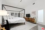 939 Broadway - Photo 16