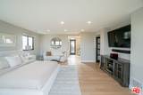 13211 Mulholland Dr - Photo 36