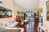 28 Westport - Photo 2