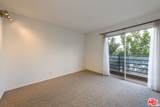 340 Hayworth Ave - Photo 15