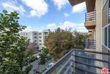 340 Hayworth Ave - Photo 17