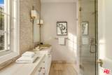720 Crescent Dr - Photo 15