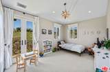 6401 Zumirez Dr - Photo 36