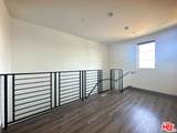 552 Hobart Blvd - Photo 3