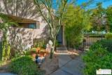 998 Village Sq - Photo 26