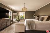 564 Normandie Ave - Photo 19