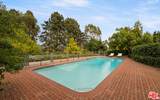 1006 Crescent Dr - Photo 11