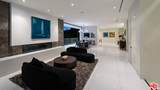 7080 Mulholland Dr - Photo 19