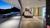 7080 Mulholland Dr - Photo 26