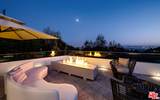 7080 Mulholland Dr - Photo 27