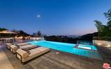 7080 Mulholland Dr - Photo 30