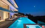 7080 Mulholland Dr - Photo 31