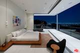 7080 Mulholland Dr - Photo 33