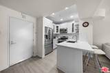 620 Gramercy Pl - Photo 3