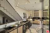 8777 Hollywood Blvd - Photo 10